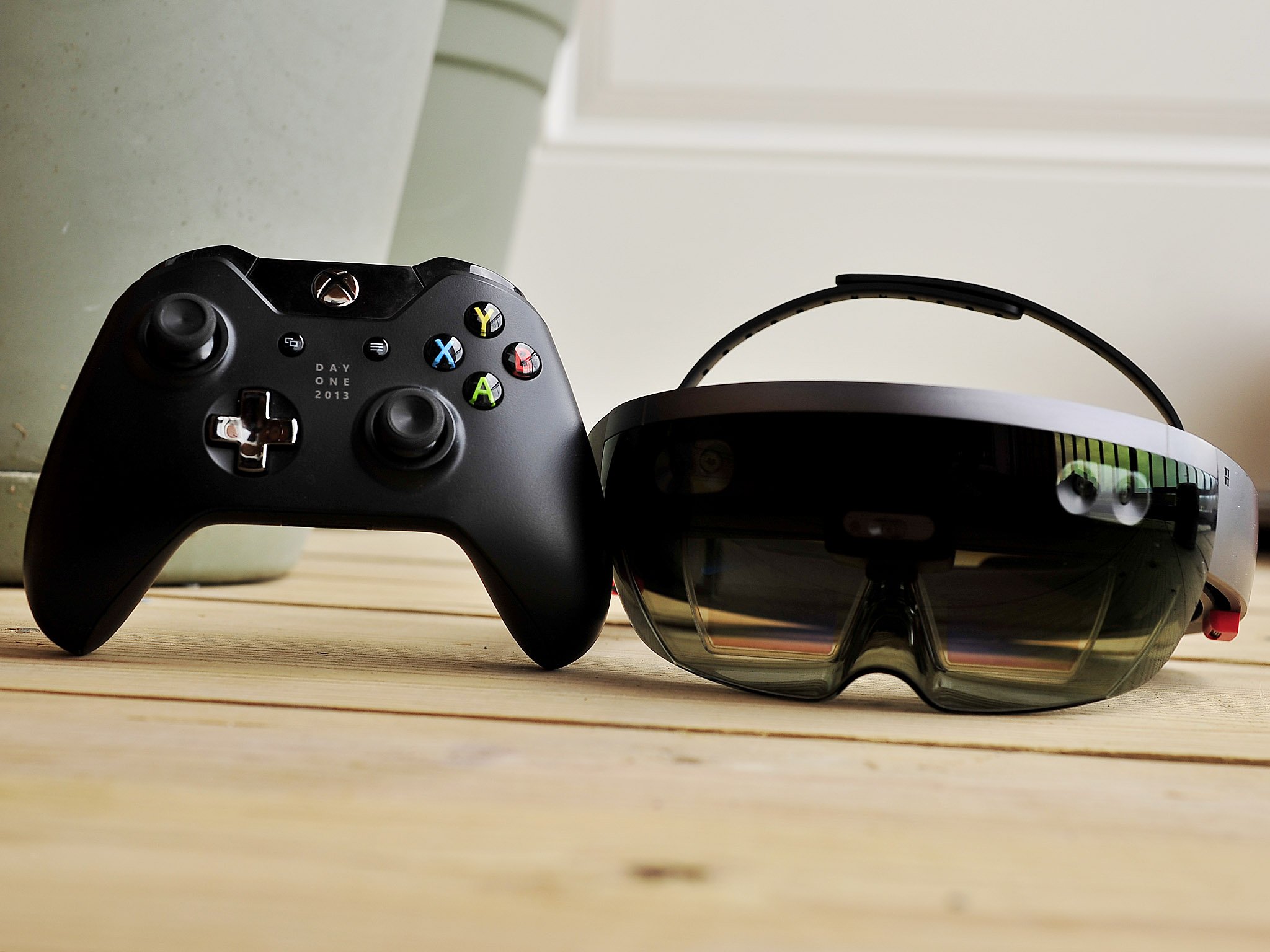 Is Virtual Reality the way forward for gaming? Hololens-xbox-one-controller