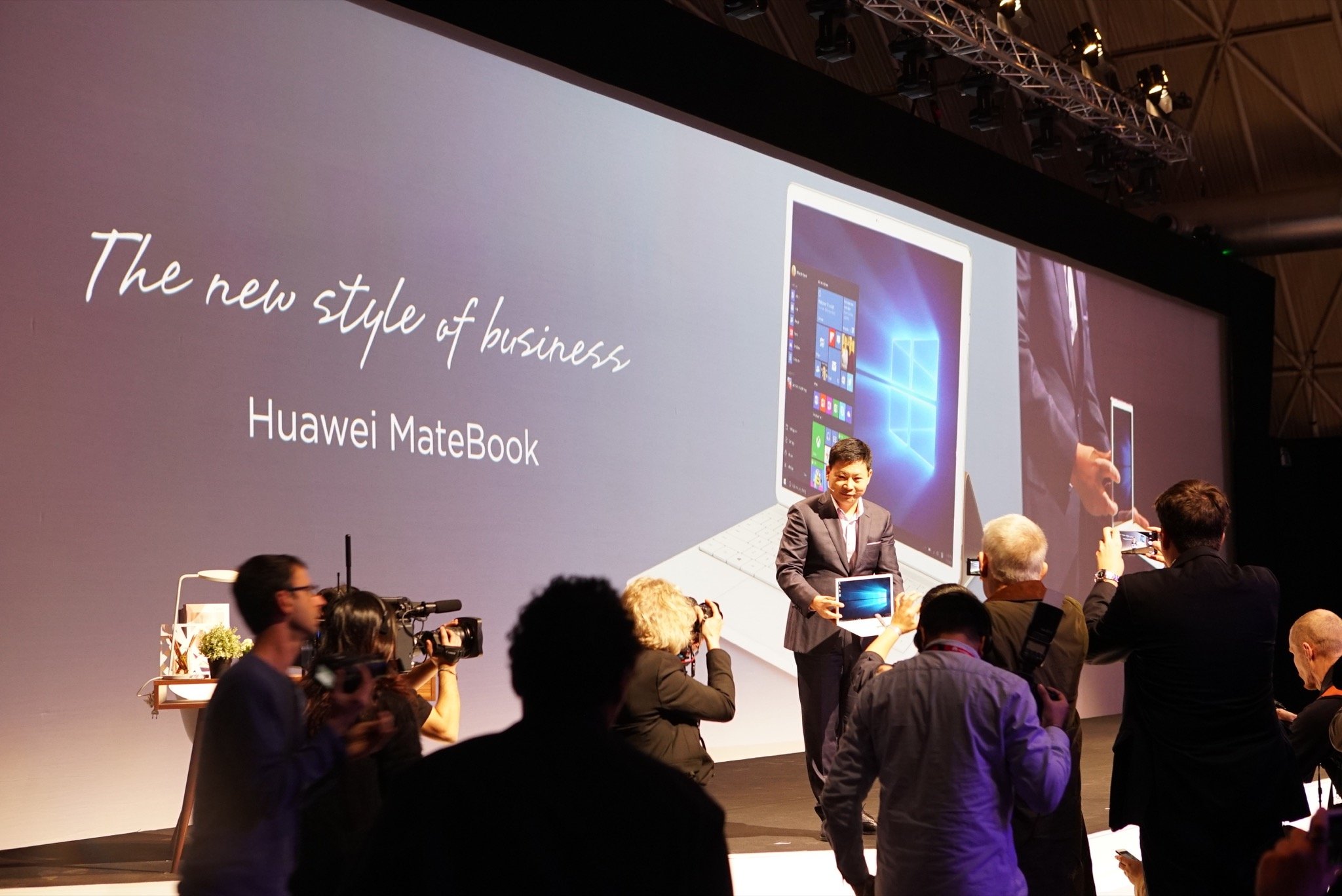 MWC 2016: Huawei unveils 2-in-1 MateBook