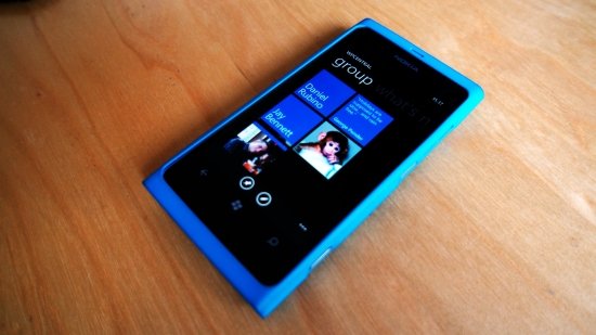 Get the updates that matter most How to use Groups on Windows Phone