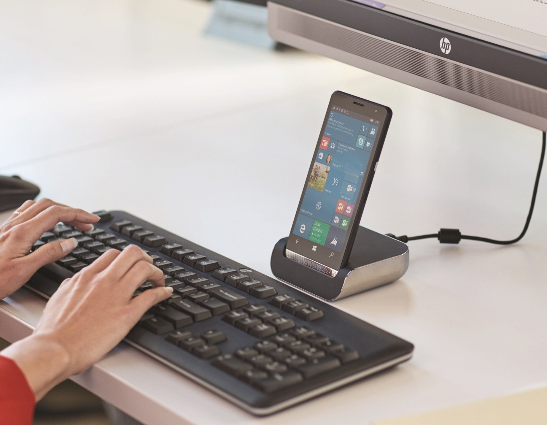 In-depth with the HP Elite x3 Desk Dock and Lap Dock accessories 