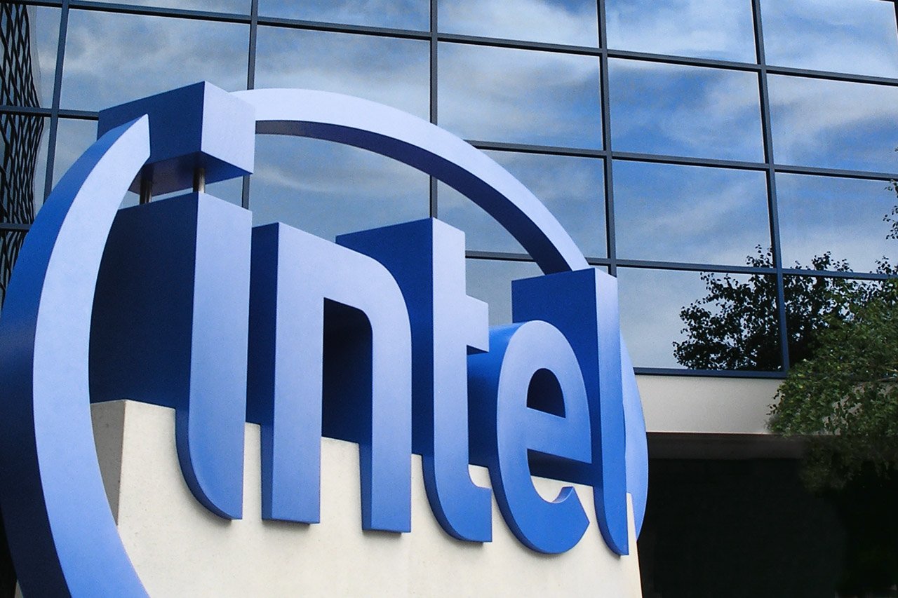 Intel says PCs with newer CPUs hit with reboot issues following Spectre patch