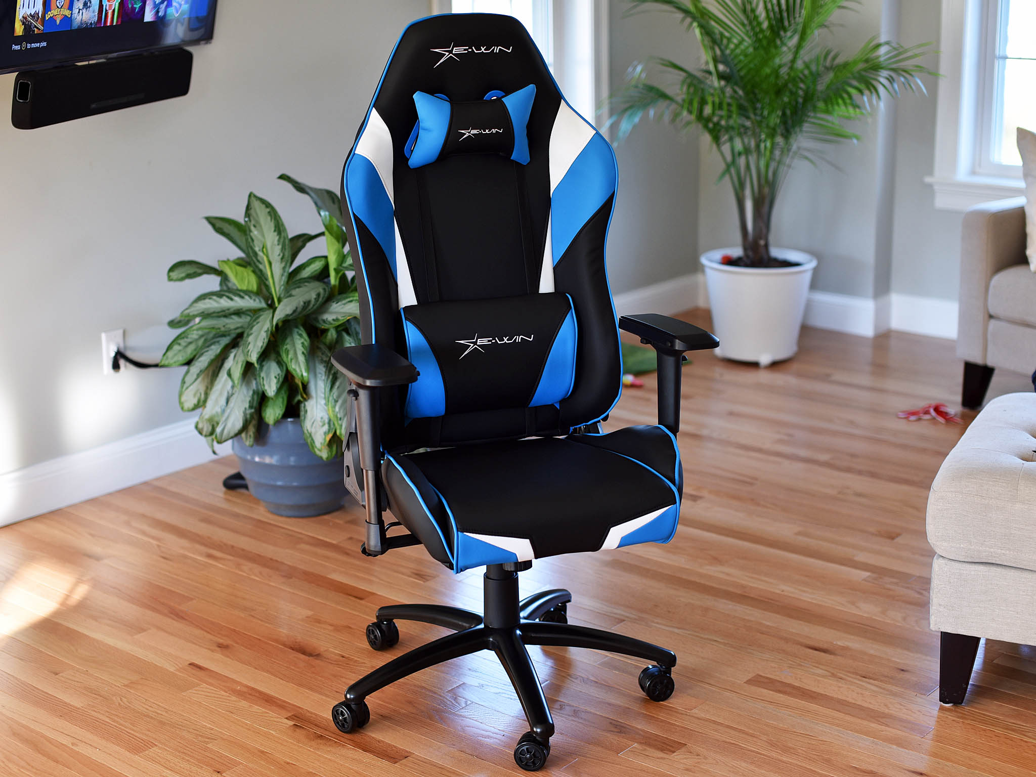 Ewin Champion Series Gaming Chair Provides Comfort And Flair For Your Derriere Windows Central