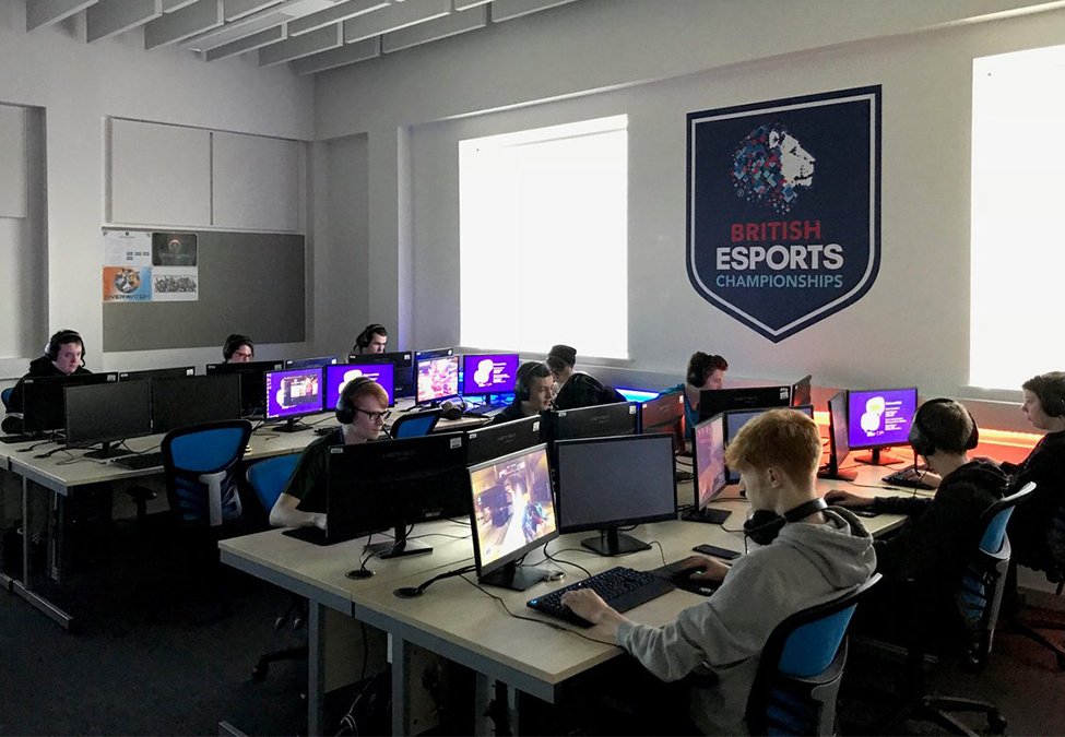 University of Akron Aims to Build World‘s Largest Esports Facility, and More Esports News