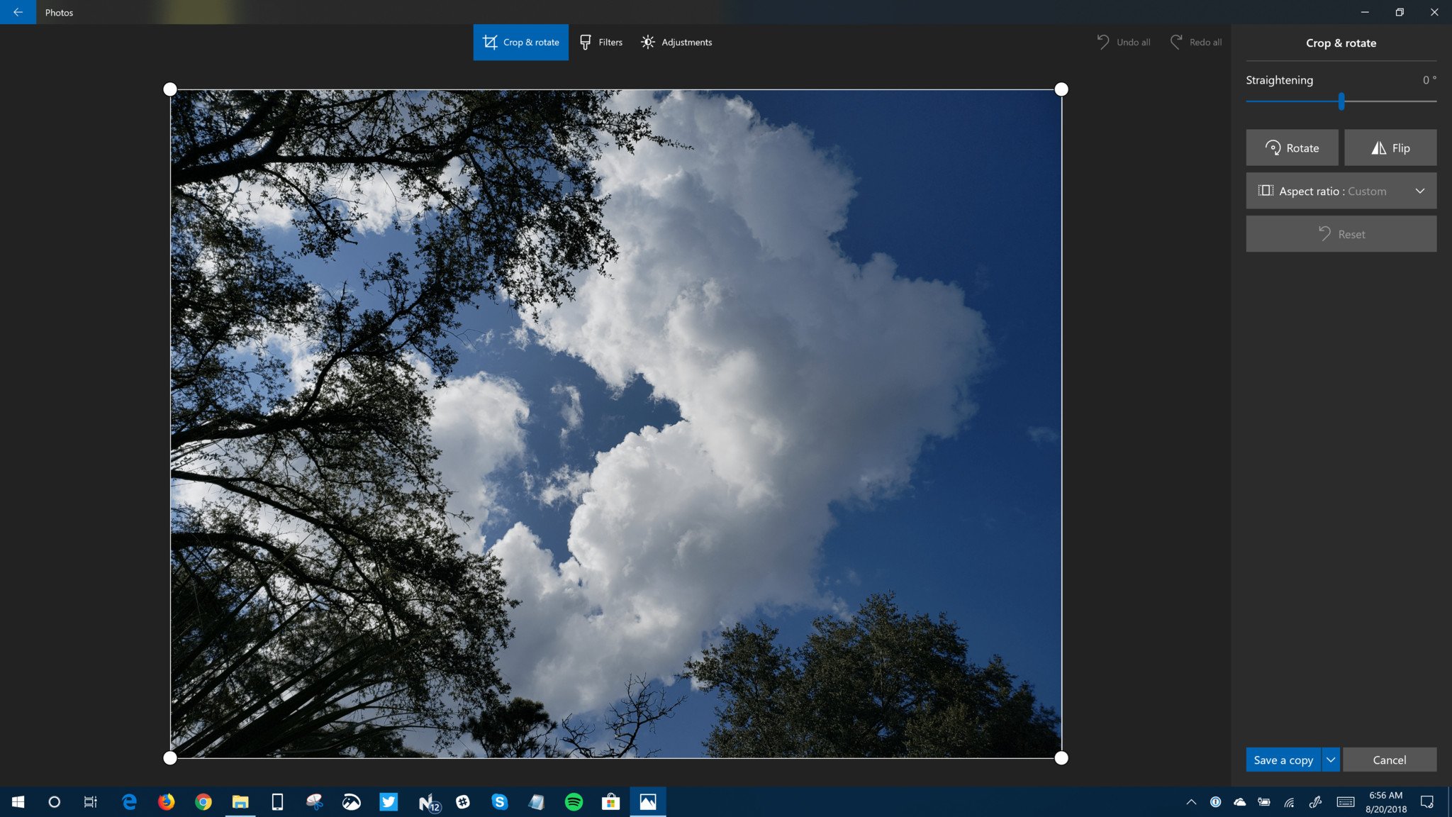 Windows 10 Photos app testing tweaked editing UI with Insiders