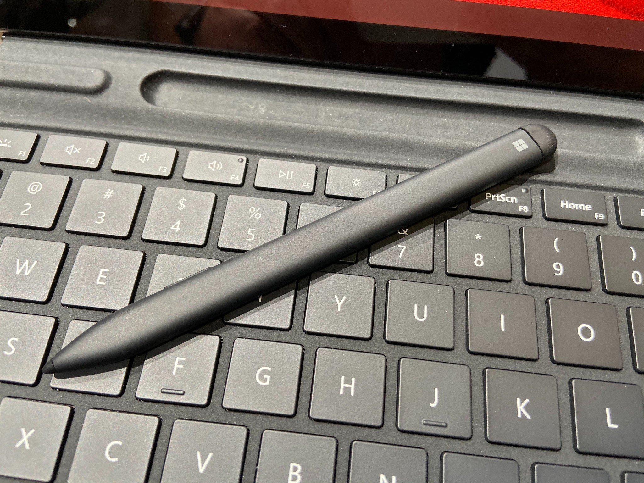 Bàn Phím Surface Pro X Kèm Bút – Nama.Vn