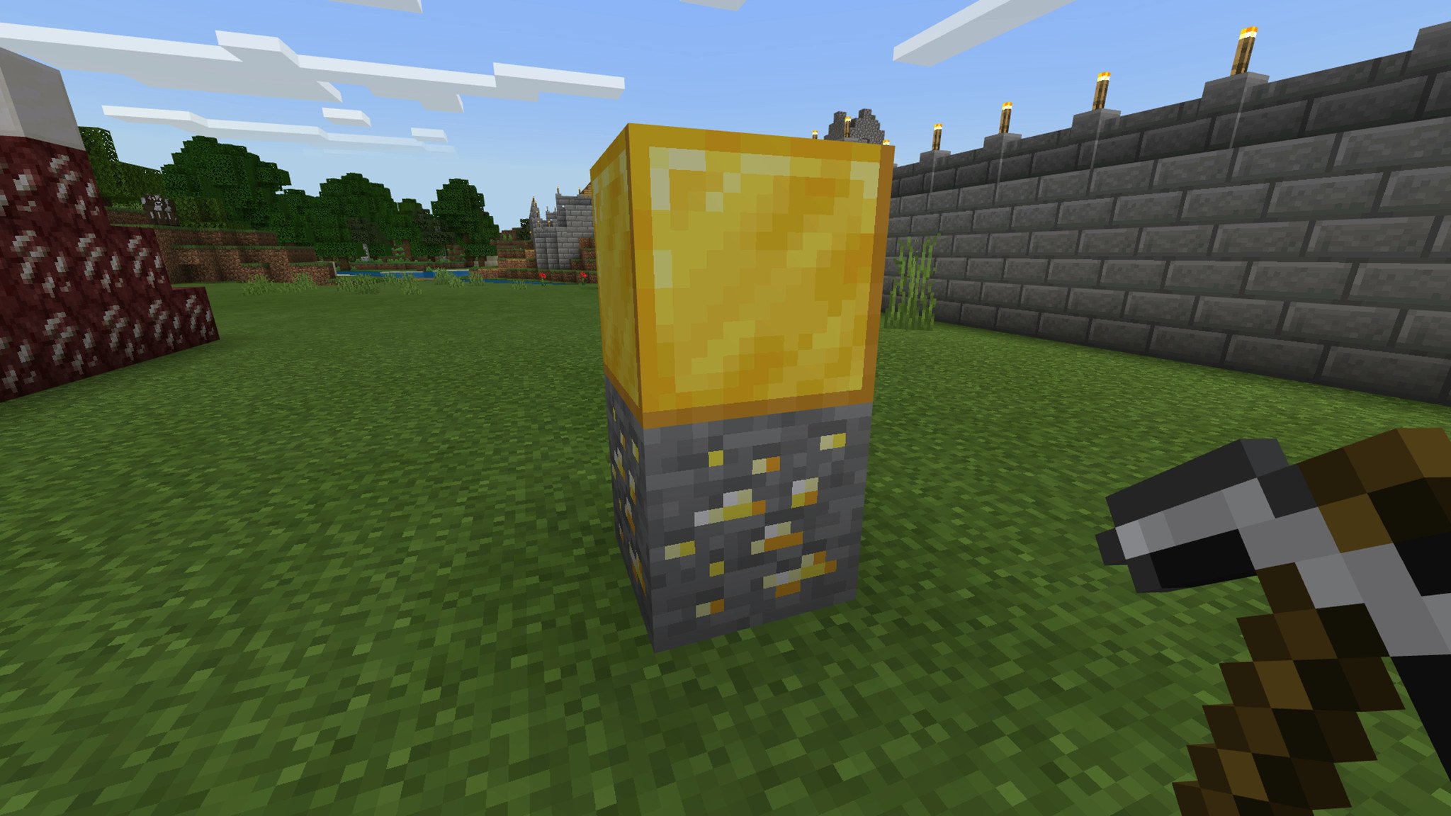 Some gold ore and a gold block