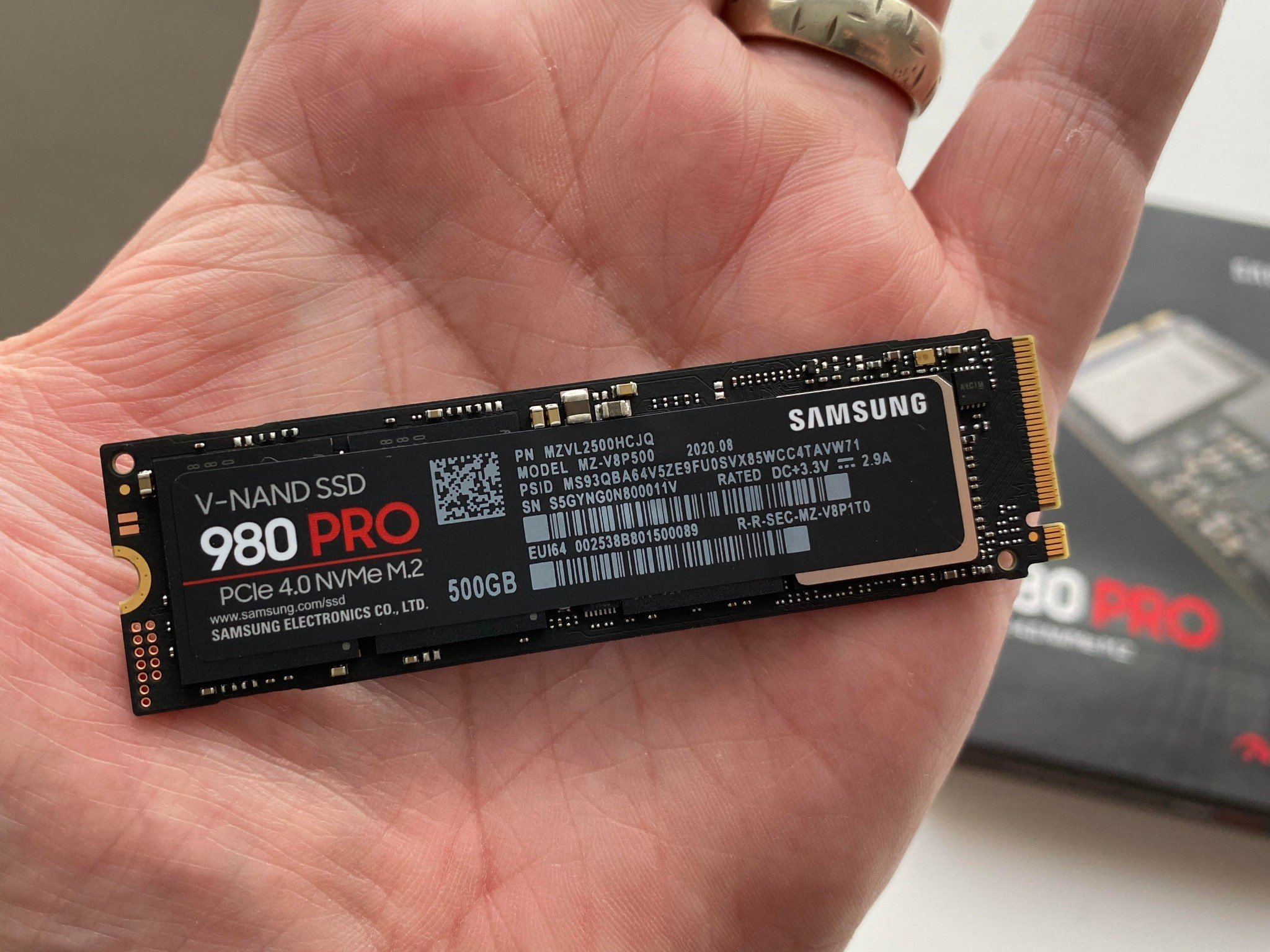 The ultra fast Samsung 980 Pro 1TB NVMe SSD has hit a new low at 0