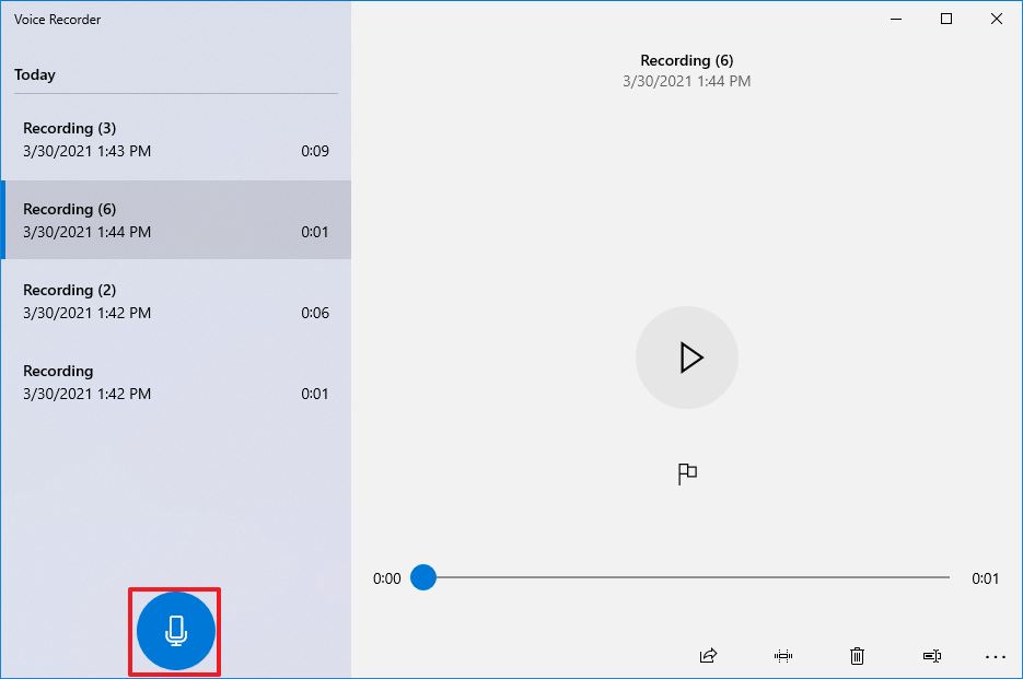 Record sound button in Voice Recorder app