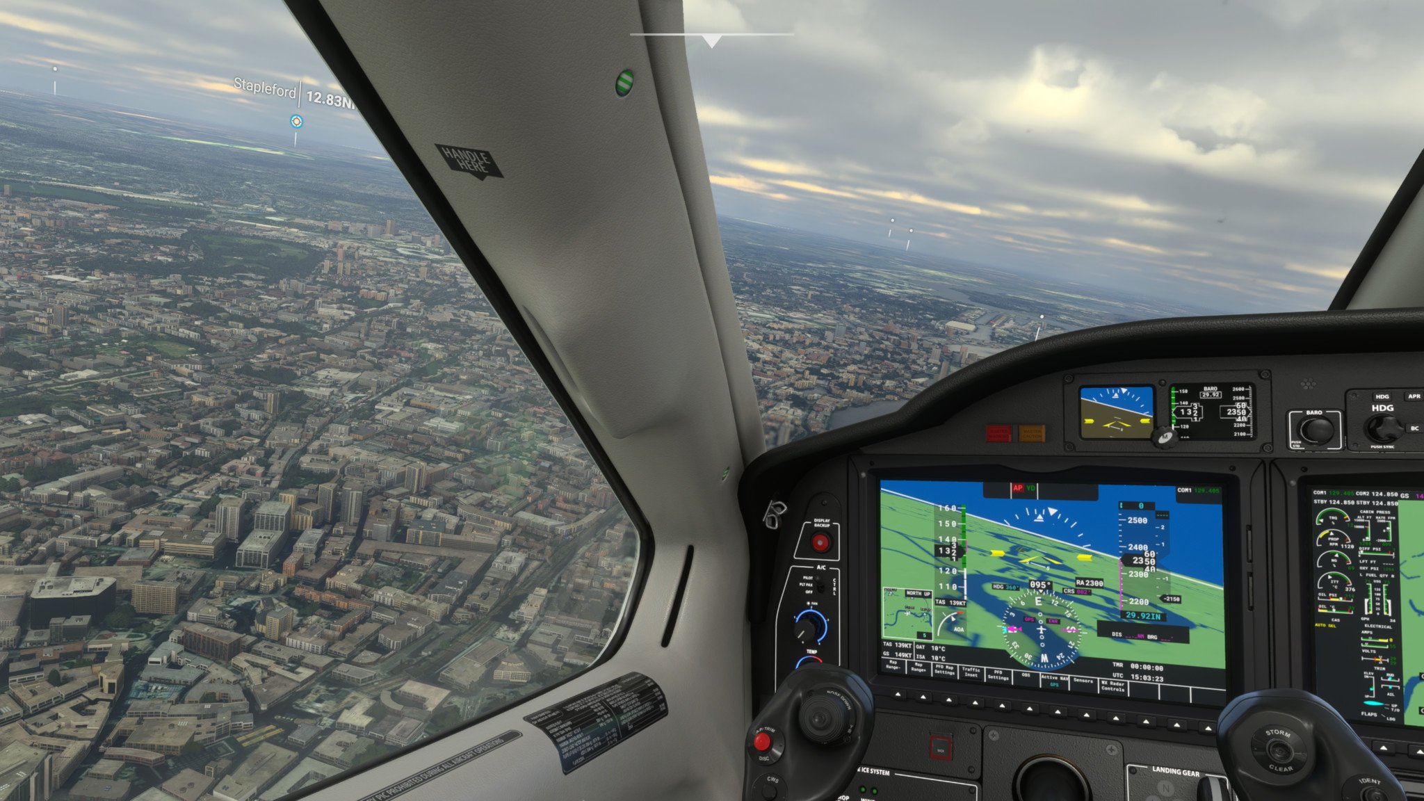 veja-como-o-microsoft-flight-simulator-executado-no-xbox-series-x-s-t2id