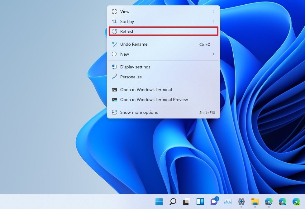 Windows 11 context menu with refresh option