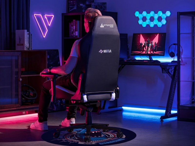 G Tracing Gaming Chair Hero