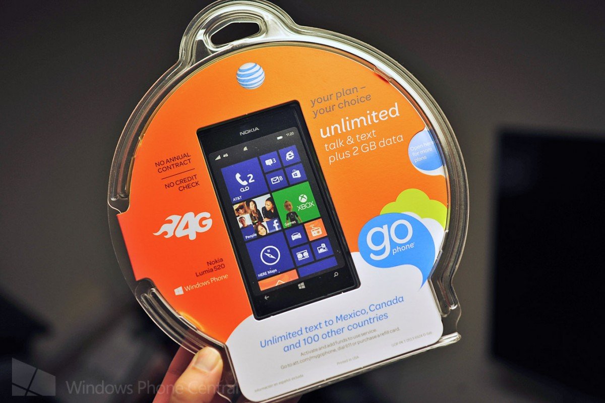AT&T Nokia Lumia 520 package