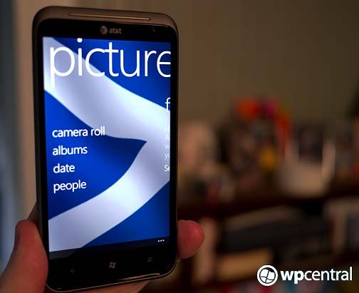 Pictures Hub on Windows Phone