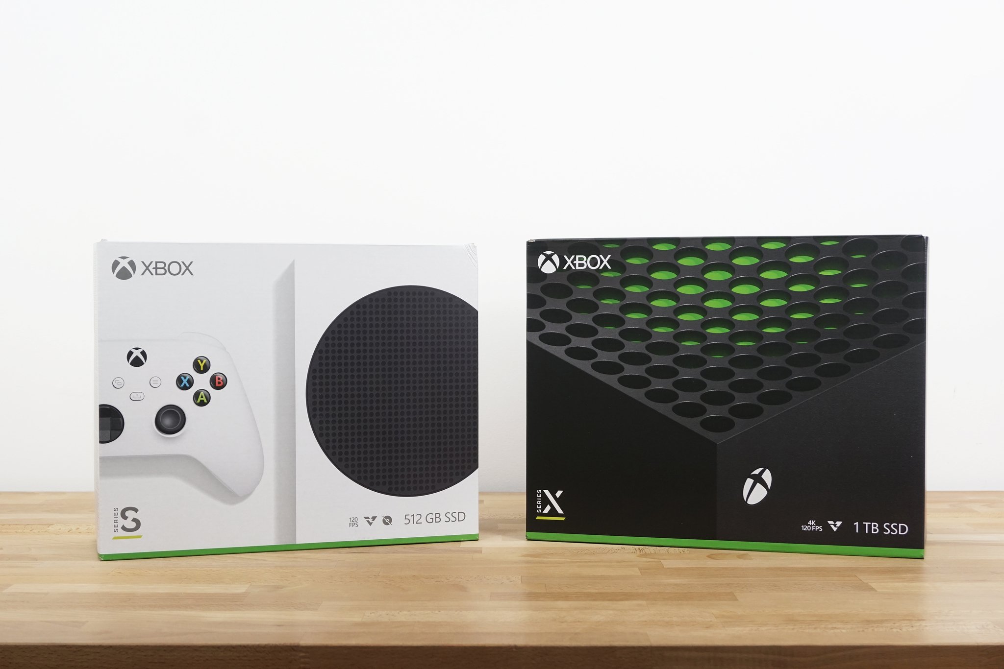 Xbox Series X, Xbox Series S Retail Boxes