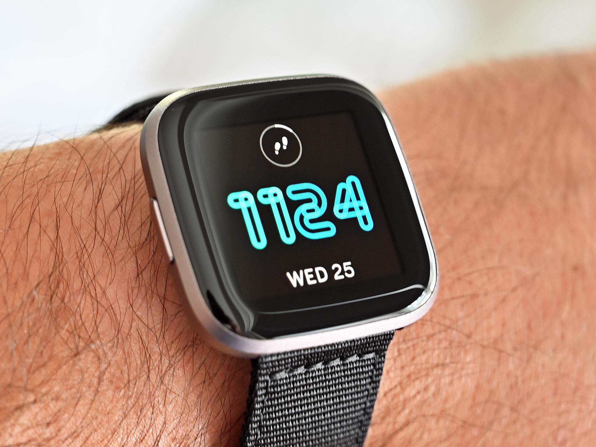 does fitbit versa 2 have blood pressure monitor