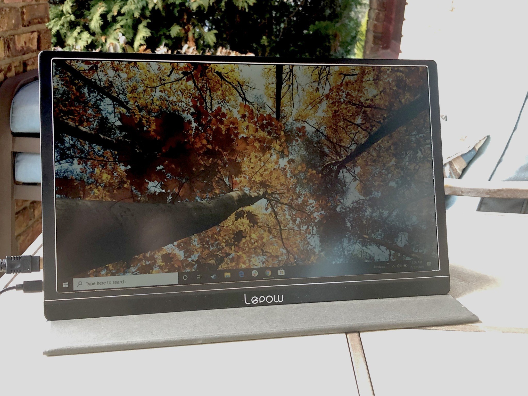 Lepow 15.6-inch external USB monitor is a huge $60 cheaper for Cyber Monday