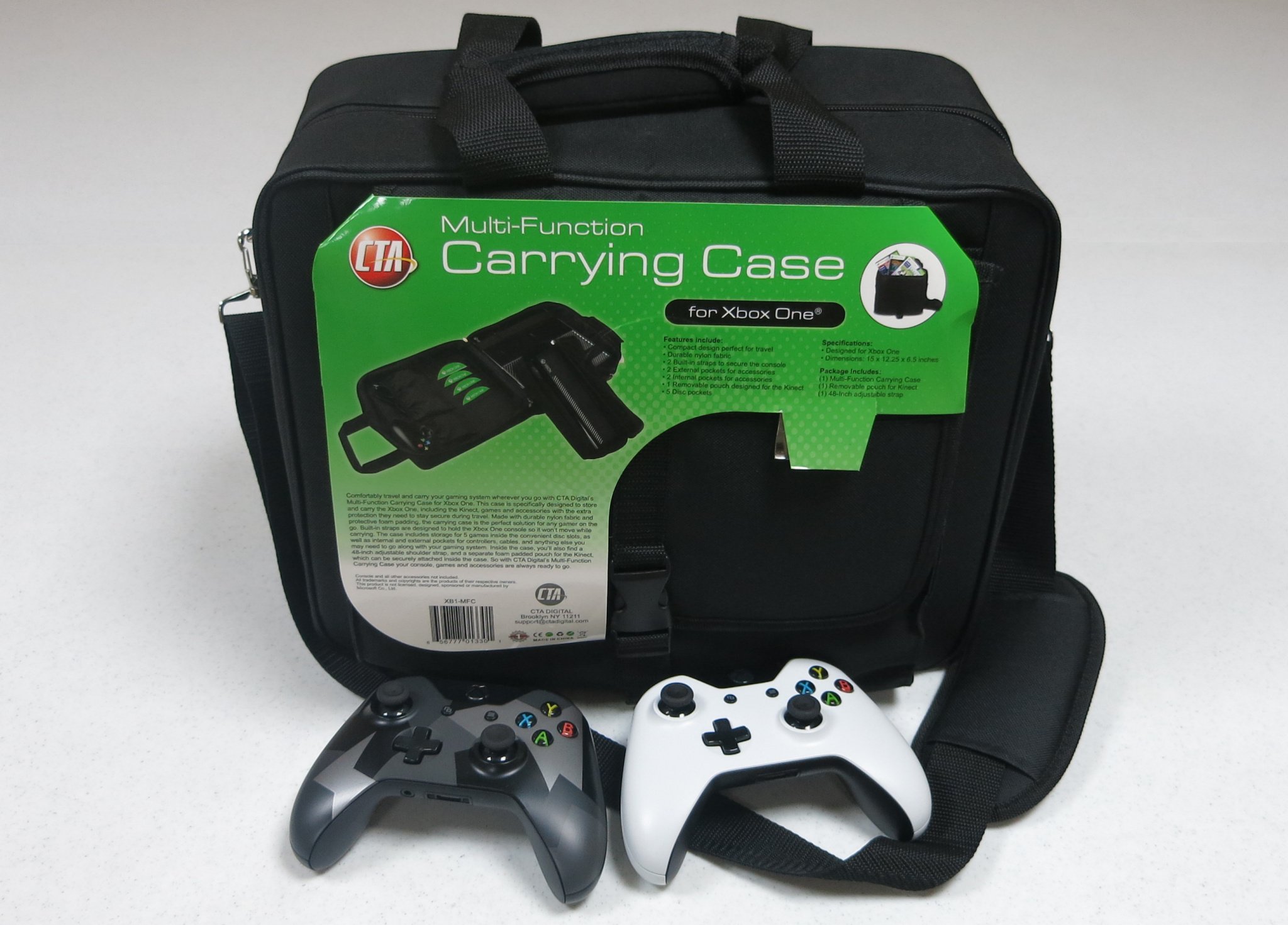 CTA Digital Xbox One Carrying Case review