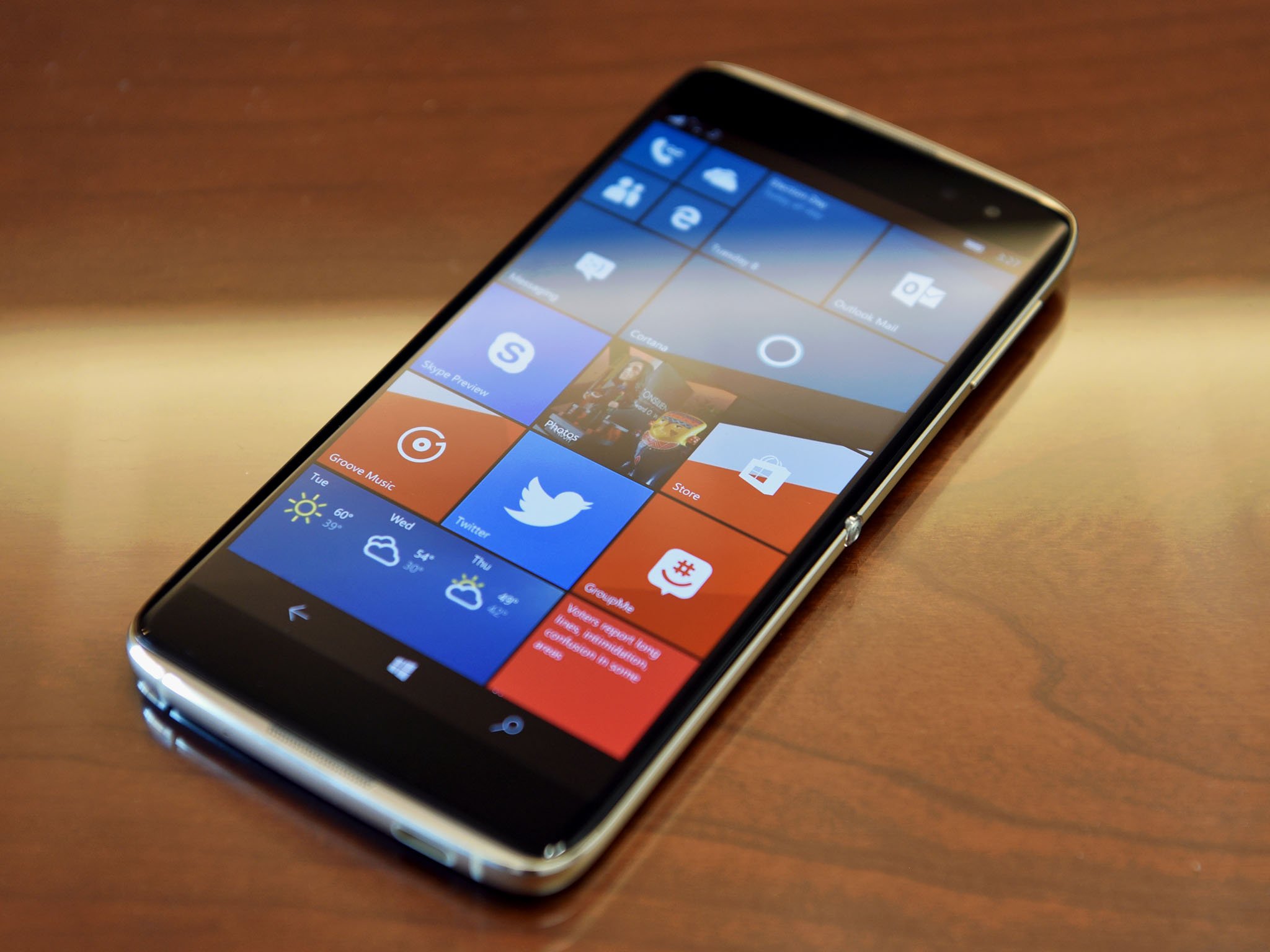 Pick up the Alcatel Idol 4S with Windows 10 Mobile for $99
