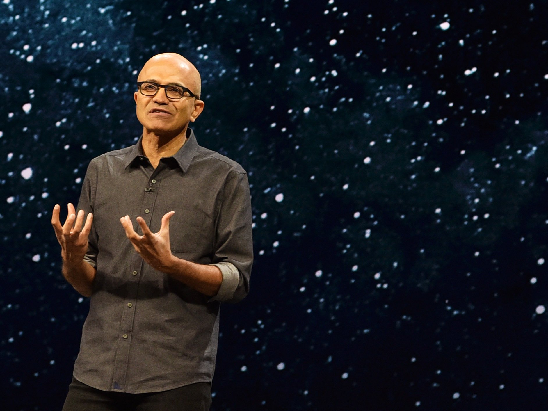 Satya Nadella says he wasn&#39;t in favor of Microsoft&#39;s Nokia acquisition