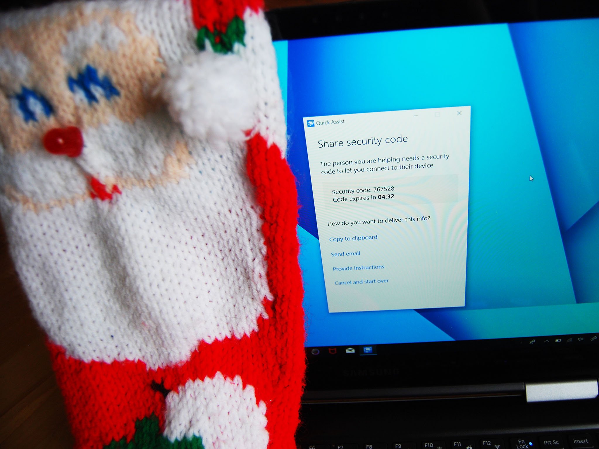 12 days of tech tips: Teach your friends and family to use Quick Assist on their new Windows 10 PC