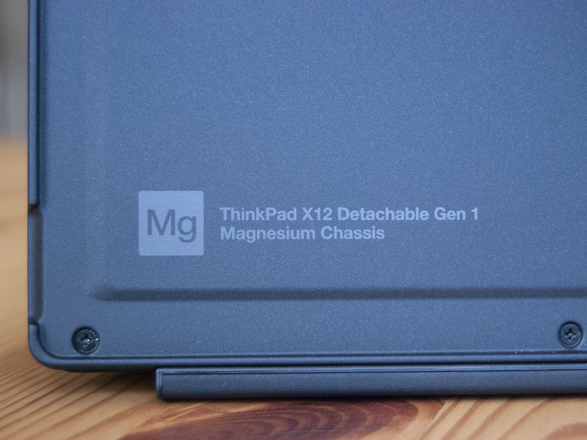 Lenovo Thinkpad X12 Detachable Review