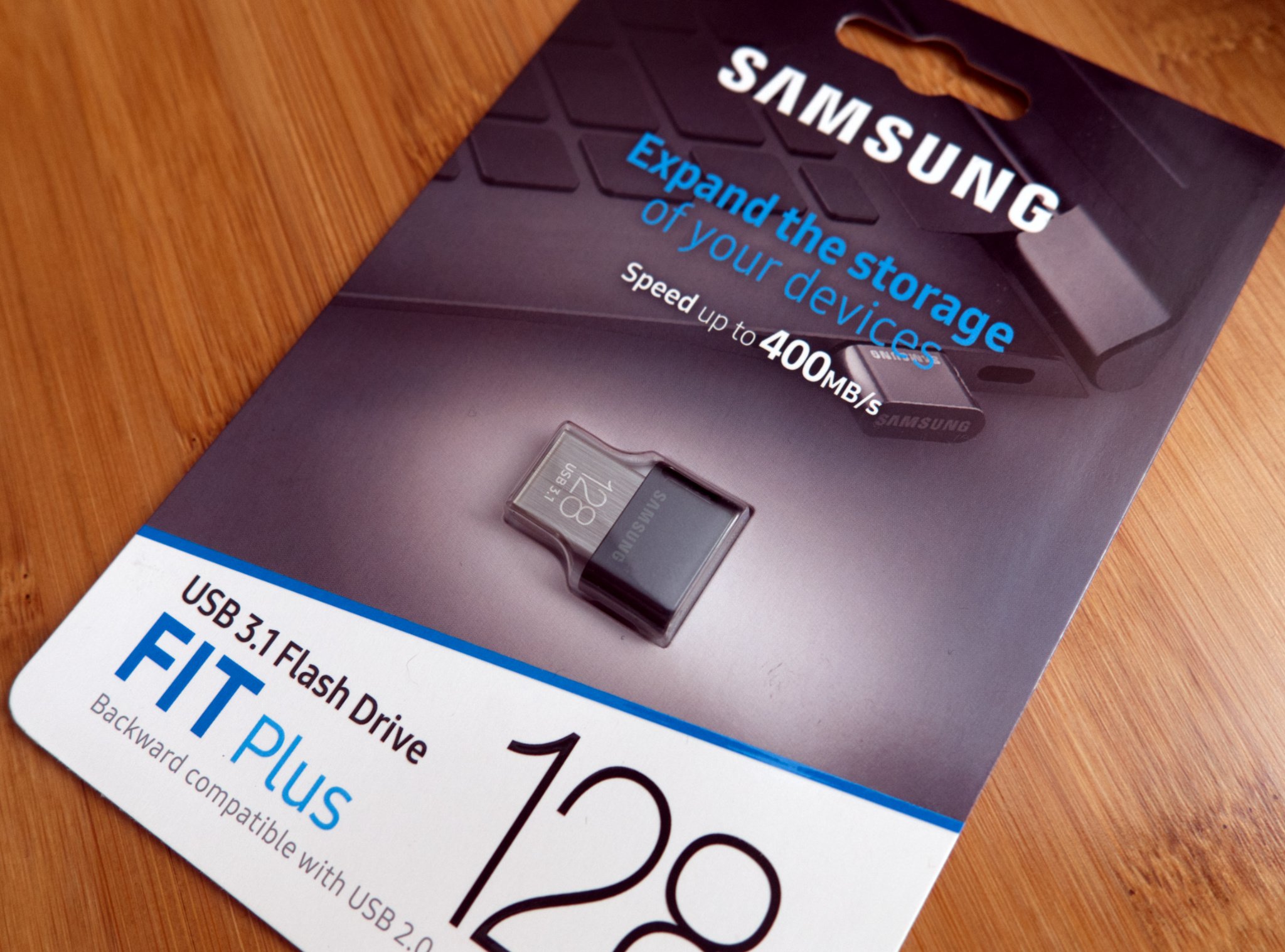 Samsung Fit Plus USB Flash Drive in Package