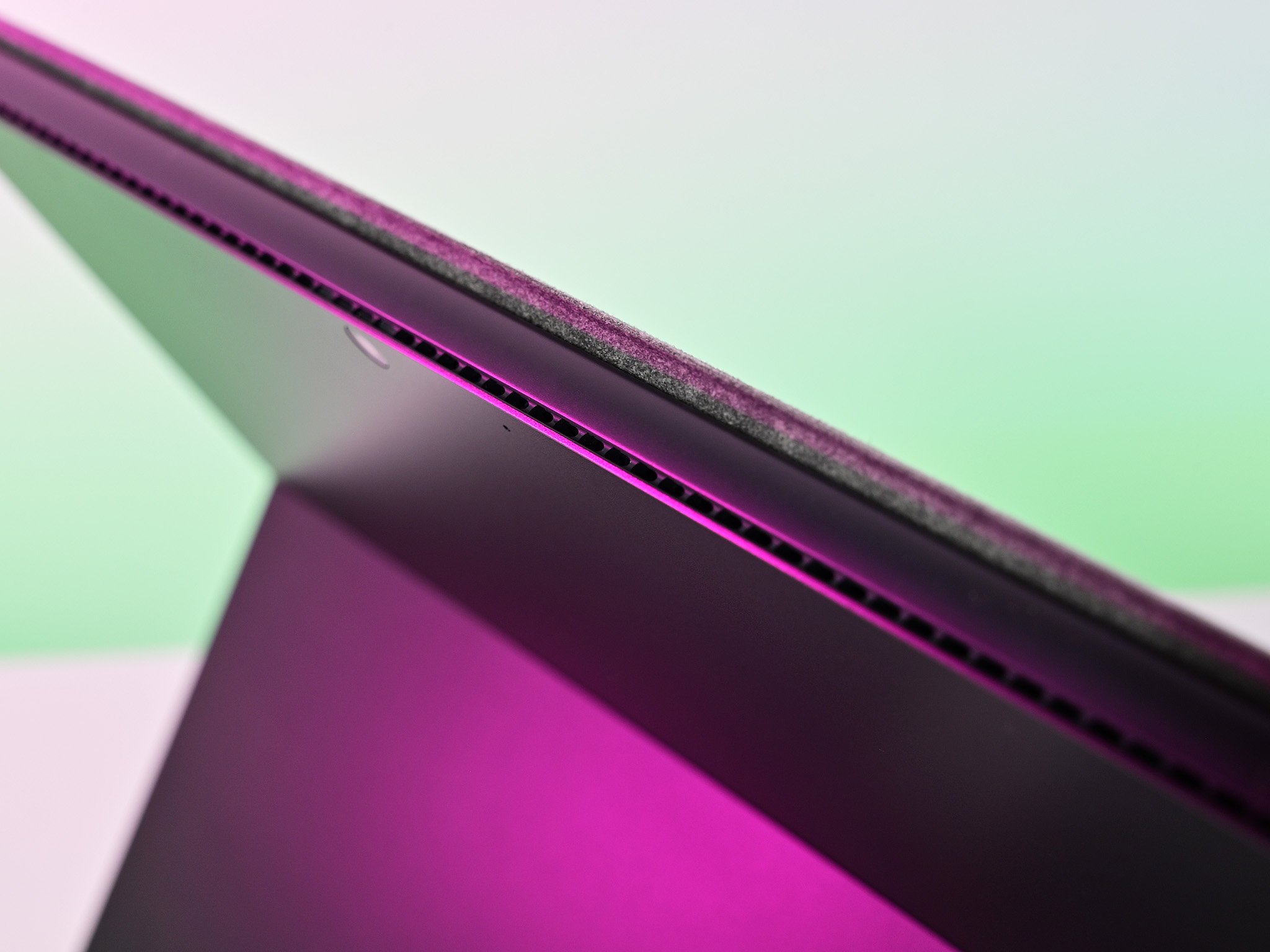 Surface Pro 8 Top Vent