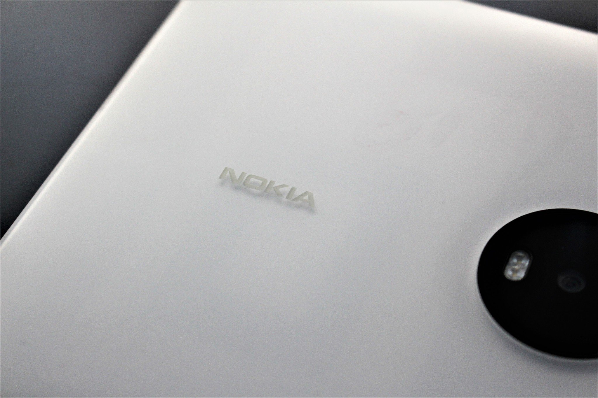 Oreo 設計 + Pureview 鏡頭：Nokia Lumia 2020 平板電腦真機與規格大曝光！ 2