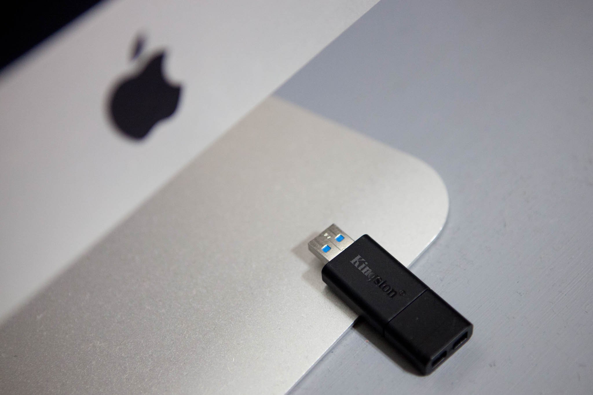How to create a Windows 10 installer USB drive from a Mac ...