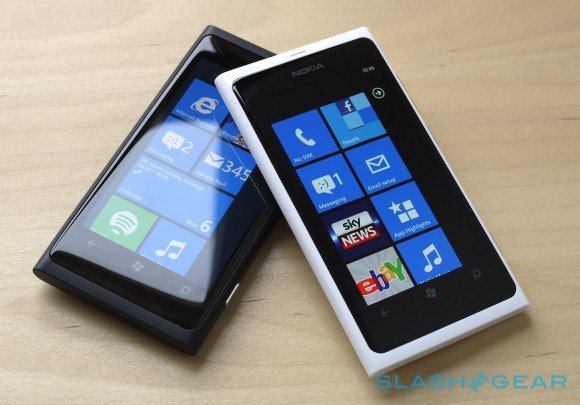 Lumia 800 White