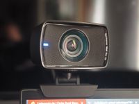 Análise do Elgato Facecam: uma opção de webcam cara de US $ 200 para fanáticos por velocidade