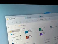 Microsoft seems to be bringing tabs to File Explorer on Windows 11