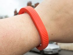 Jawbone sues Fitbit over claims of employee poaching