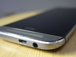 HTC One M8 long-term drop test