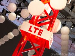 EE lights up 4G roaming in China