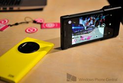 Register your interest in the Lumia 1020 at the Carphone Warehouse