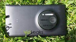 Nokia Lumia 1020 confirmed with photos uploaded by Joe Belfiore