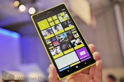 AT&T removed Qi wireless charging in the Lumia 1520 to make room for PMA