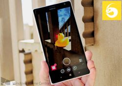 6snap, the unofficial Snapchat client for Windows Phone 8, is now available