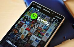 Spotify brings free streaming to Windows Phone