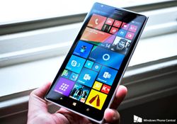 Re-live the best of Windows Phone's early days in this new video podcast
