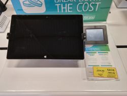 Tesco drops Surface 2 price by £100