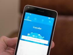 Truecaller is now available for Windows 10 Mobile
