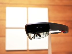 Windows Holographic version 21H1 is here for HoloLens 2