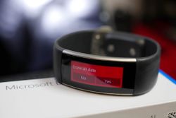 Microsoft Band 2 on sale for $100 at Best Buy