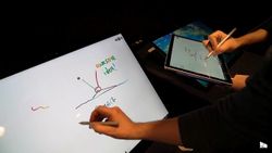 Microsoft Whiteboard receives new features and UI overhaul