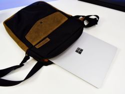 Review of the WaterField Bolt Crossbody laptop bag for Surface and more