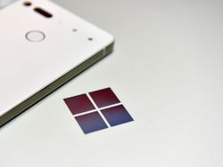 Microsoft Your Phone 'replaces' Windows phone and may replace your phone