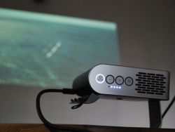Make meetings better with a great projector for your business
