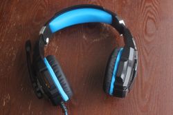 For $25, the Bengoo G9000 gaming headset holds its own
